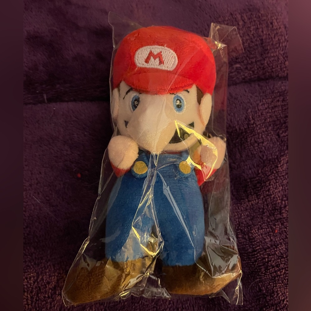 Super Mario Plush key chain